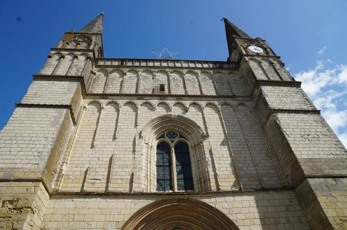 Iconographie - Collégiale du Puy-Notre-Dame