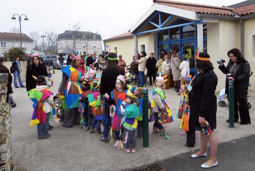 iconographie - Le carnaval pour les écoliers
