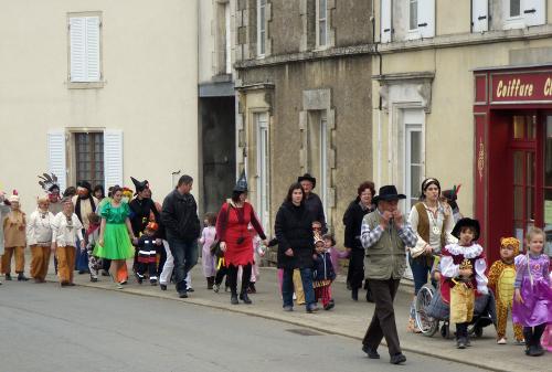 Iconographie - Le carnaval pour les écoliers