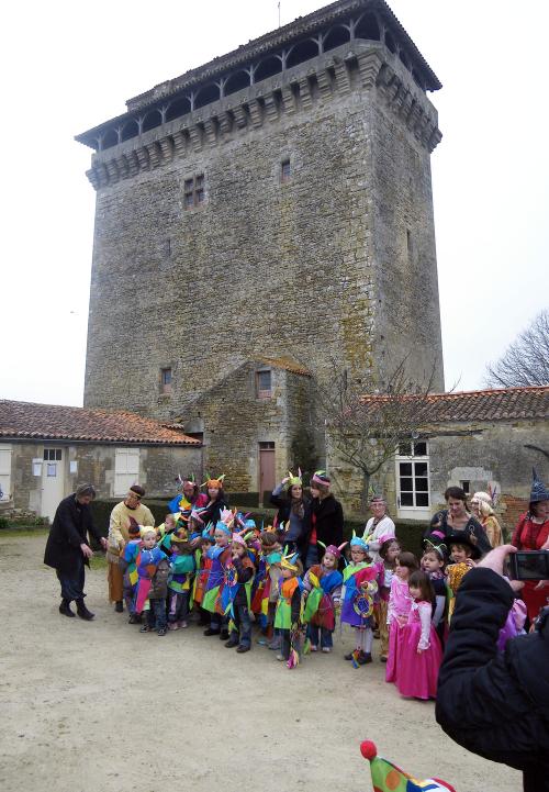 Iconographie - Le carnaval pour les écoliers