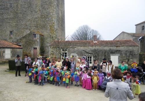 Iconographie - Le carnaval pour les écoliers