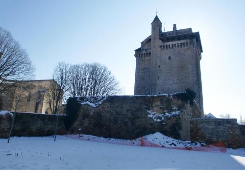 Iconographie - Neige au donjon médiéval 