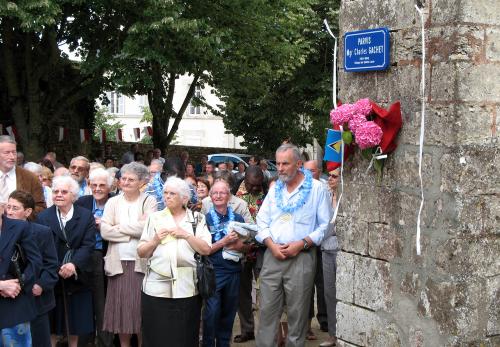 Iconographie - Cérémonie en hommage à Monseigneur Charles Gachet