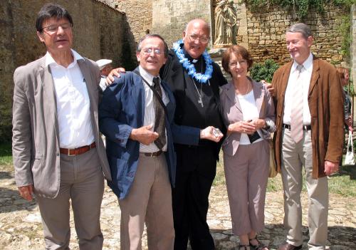 Iconographie - Cérémonie en hommage à Monseigneur Charles Gachet