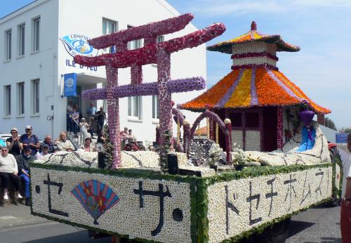 Iconographie - Fête des fleurs - Les Yeu bridés