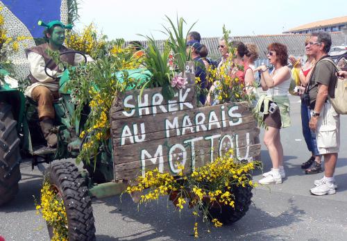 Iconographie - Fête des fleurs - Shrek au marais mottou
