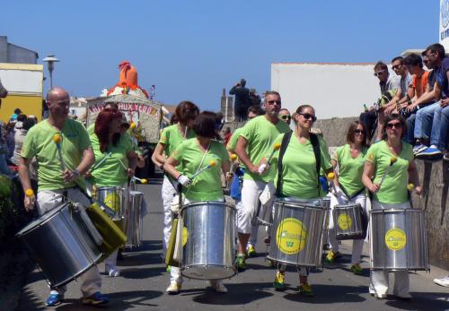 Iconographie - Les percussions Londadabahia à l'Île-d'Yeu