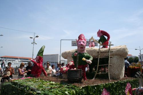 Iconographie - Fête des fleurs - La Roche aux Fras pas soef