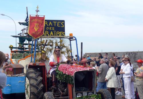 Iconographie - Fête des fleurs - Les pirates des Caraïbes