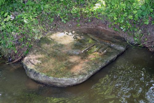 Iconographie - Polissoir près du Moulin David