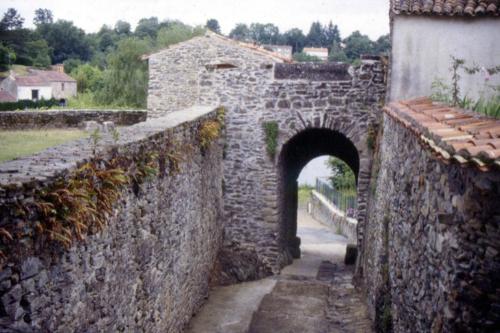 Iconographie - Porte de la Poterne