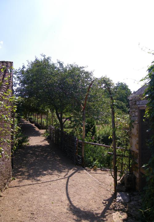 Iconographie - L'entrée du jardin médiéval