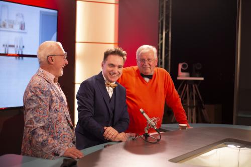 Iconographie - Jean-Pierre Bertrand, Jérôme Aubineau  et Jean-Pierre Pouvreau sur le plateau de TV Vendée 