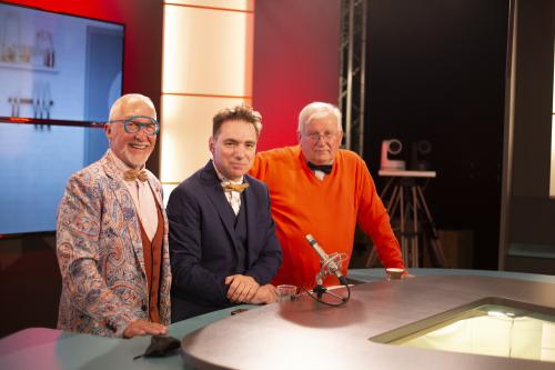 Iconographie - Jean-Pierre Bertrand, Jérôme Aubineau  et Jean-Pierre Pouvreau sur le plateau de TV Vendée 