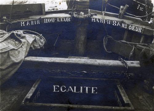 Iconographie - Poupe d'un bateau de Douarnenez