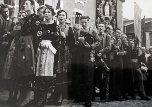 Iconographie - Le cercle Korriged'Is au Bleun Brug de 1950