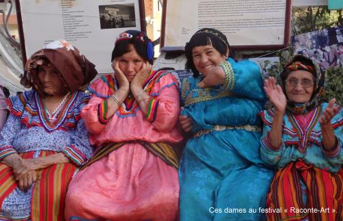 Iconographie - Femmes berbères au festival Raconte-d'Art