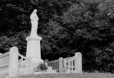 Iconographie - Statue de la Mission de 1933