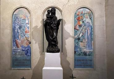 Iconographie - Statue de Notre-Dame du Bon Port à l'église Sainte-Croix