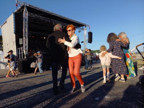 Iconographie - Danses durant le concert de Fécamp Grand’Escale