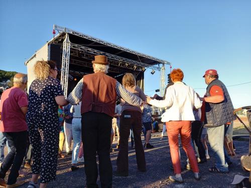 Iconographie - Ronde durant le concert de Fécamp Grand’Escale