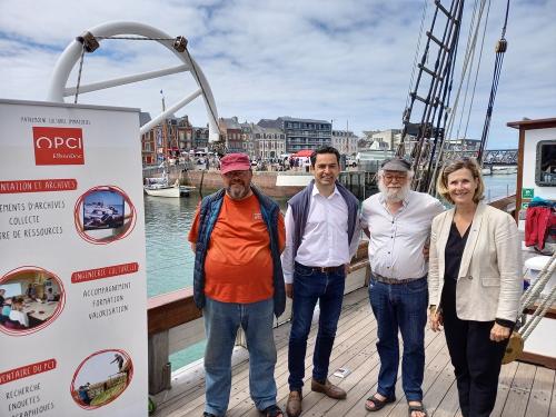 Iconographie - Réception à bord du Marité organisée par l’OPCI durant Fécamp Grand’Escale