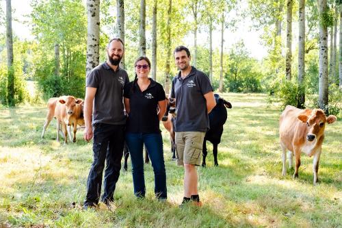 Iconographie - Les trois associés de la ferme d’Ursule