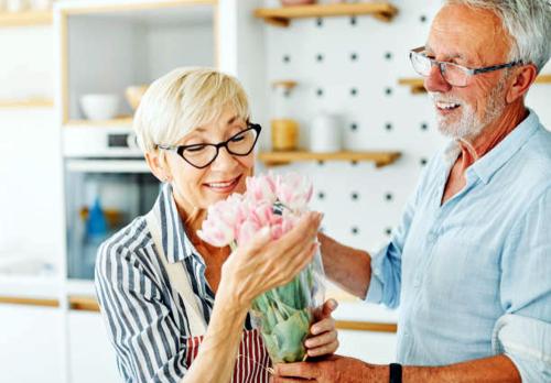 Iconographie - Couple, selon UNICentre, agence matrimoniale