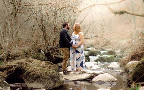 Iconographie - Couple dans un ruisseau