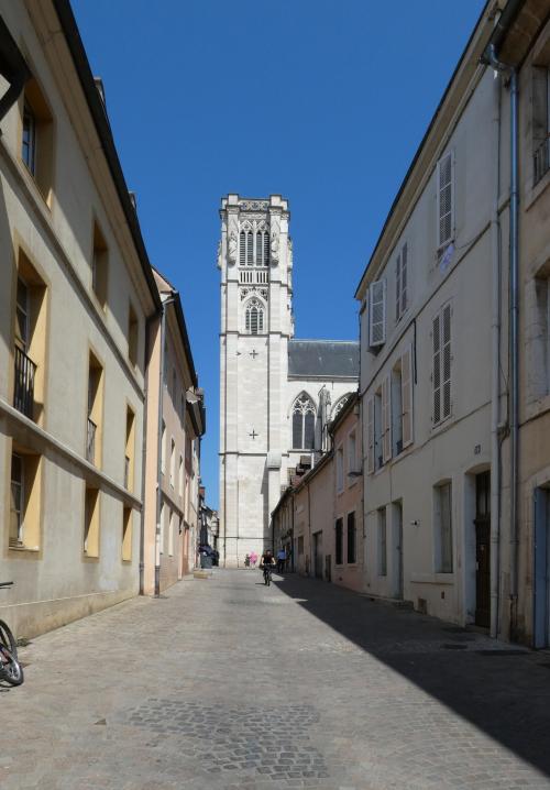 Iconographie - Le clocher de la cathédrale Saint-Vincent