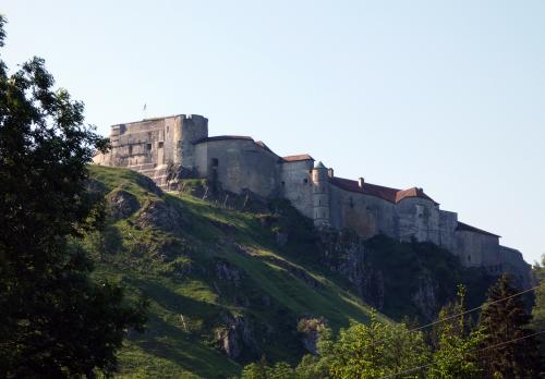 Iconographie - Le Château de Joux