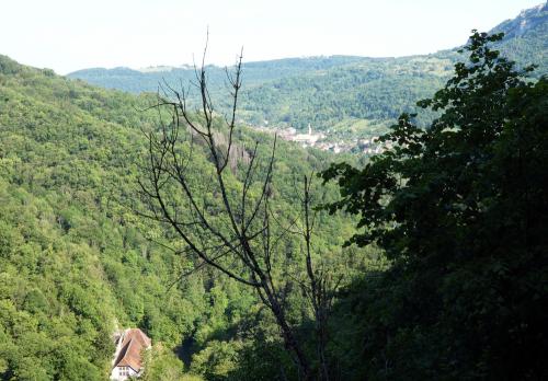 Iconographie - Vue sur Mouthier-Haute-Pierre