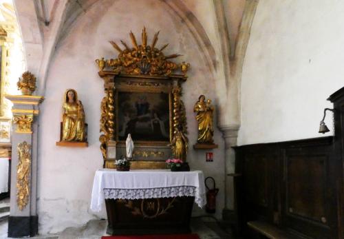 Iconographie - L'église Saint-Laurent - Autel de la Sainte-Vierge