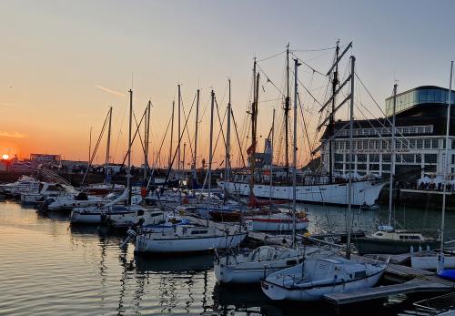 Iconographie - Le port de plaisance