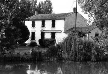 Iconographie - Maison sur le bord de la Vendée