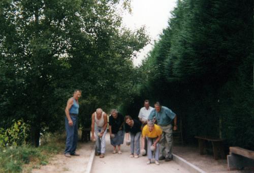 Iconographie - Joueurs de boules en bois