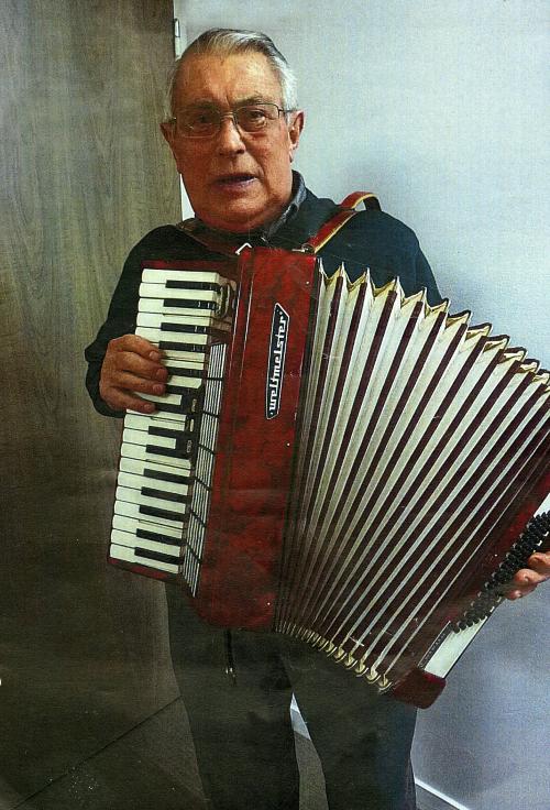 Iconographie - Accordéoniste Pierre Erieau