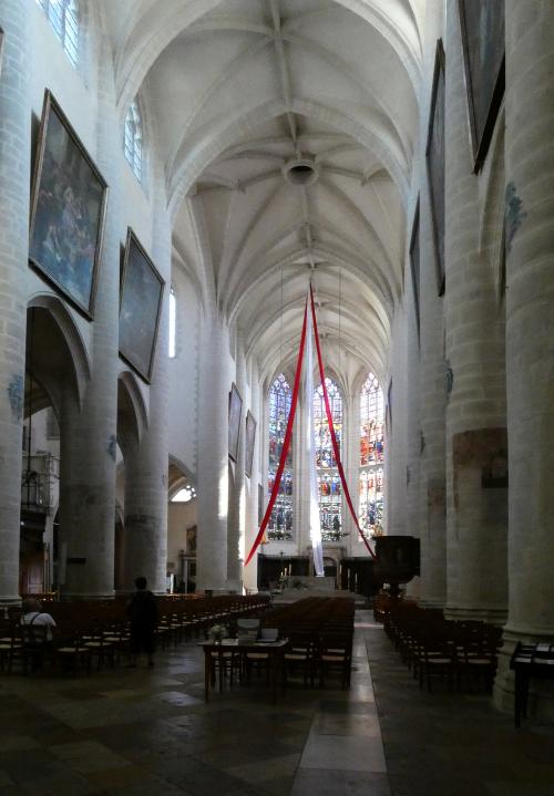 Iconographie - La collégiale Notre-Dame - La nef