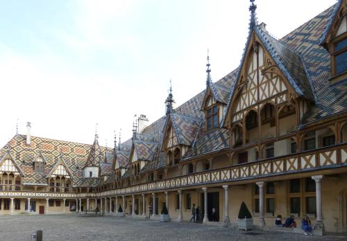 Iconographie - Hospices de Beaune - La cour