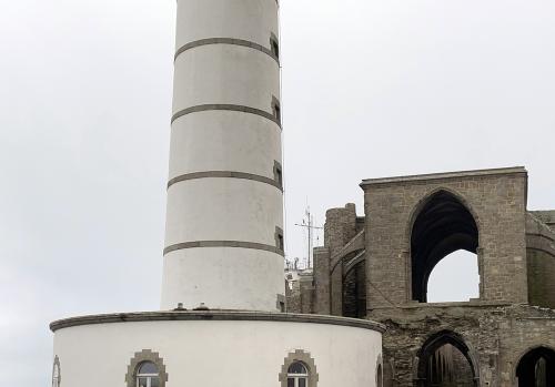 Iconographie - Phare et ruines de l'abbaye de la Pointe Saint-Mathieu