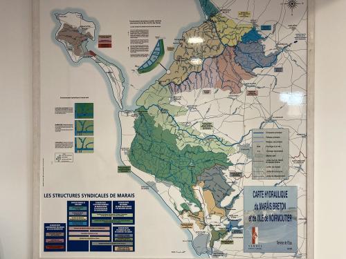 Iconographie - Carte des structure syndicales des marais