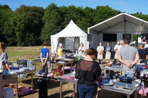 Iconographie - Concours de cuisine La Vendée aux Fourneaux, les candidats face au jury