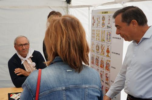 Iconographie - Alain Leboeuf sur le stand de Terres Insolites