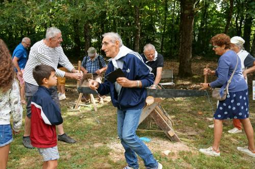 Iconographie - Geste et savoir-faire traditionnels proposés par Patrimoine et savoirs du bocage