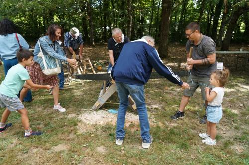 Iconographie - Gestes et savoir-faire traditionnels proposés par Patrimoine et savoirs du bocage