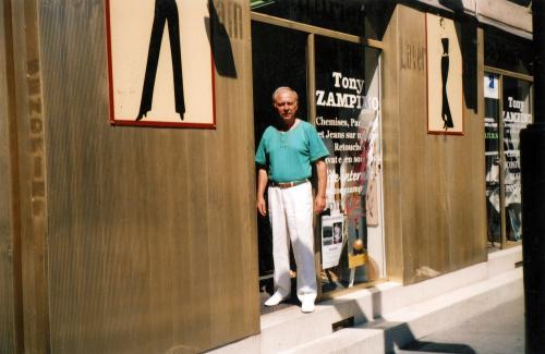 Iconographie - Le tailleur Tony Zampino à Nantes