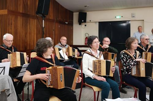 Iconographie - Le Big band trad en répétition