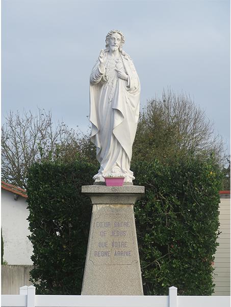 Iconographie - Statue du Sacré Cœur