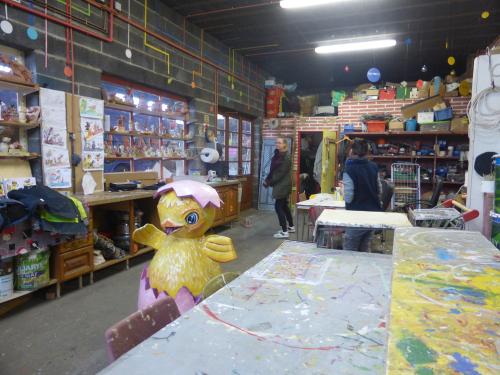 Iconographie - Un élément de char dans les ateliers