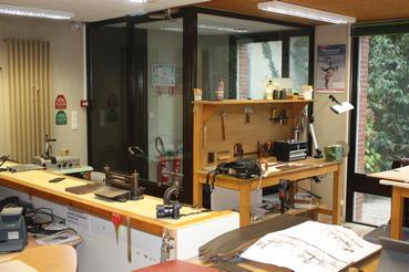 Iconographie - Outil - Atelier de sellier-harnacheur